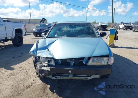 1995 Nissan Sentra Xe/Gxe/Gle z USA, uszkodzony, nr VIN 1N4AB41D0SC757141